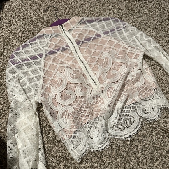 Lace top - Picture 4 of 4